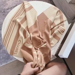 <AUTHENTIC>CHANEL Scarf